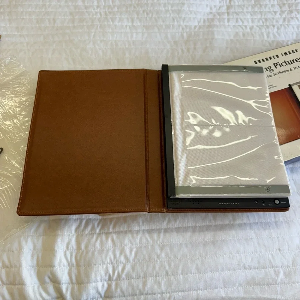 Sharper‎ Image Talking Pictures 36 Pictures / Messages Album NEW OPEN BOX